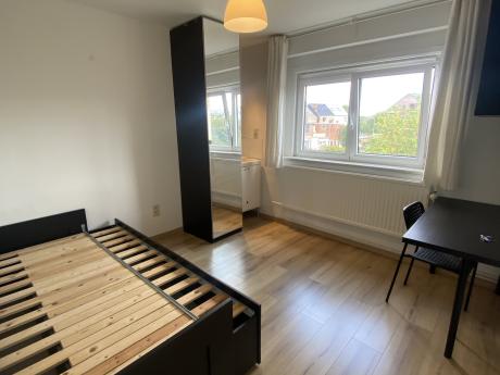 共享租房 65 m² 在 Mons